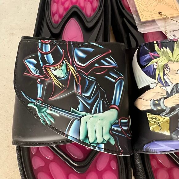 Yu-Gi-Oh! Adidas, Reptossage Slide Dark Magician-HQ4274 Size US 11.5 - NWT - Picture 11 of 14